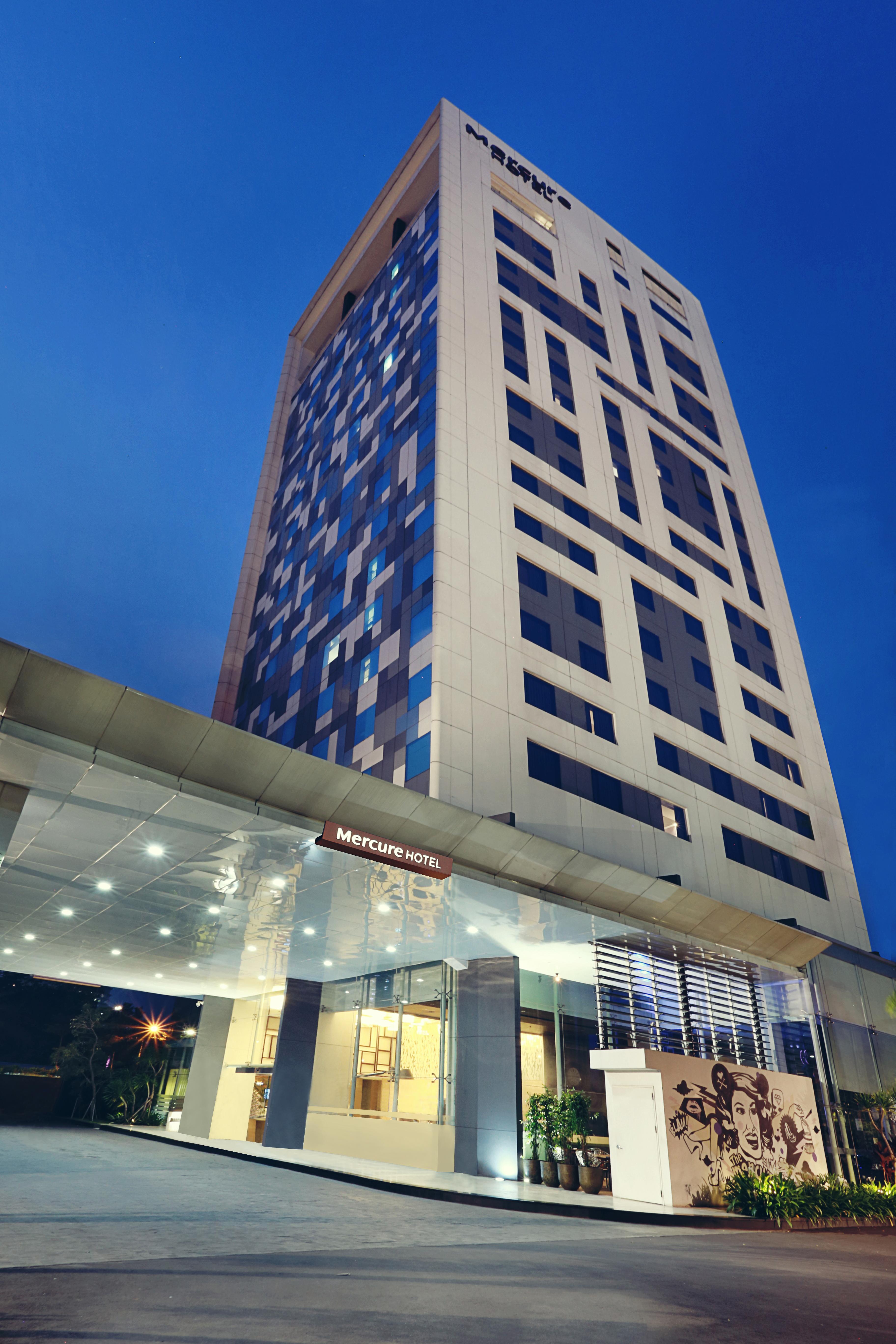 Mercure Jakarta Simatupang Exteriör bild