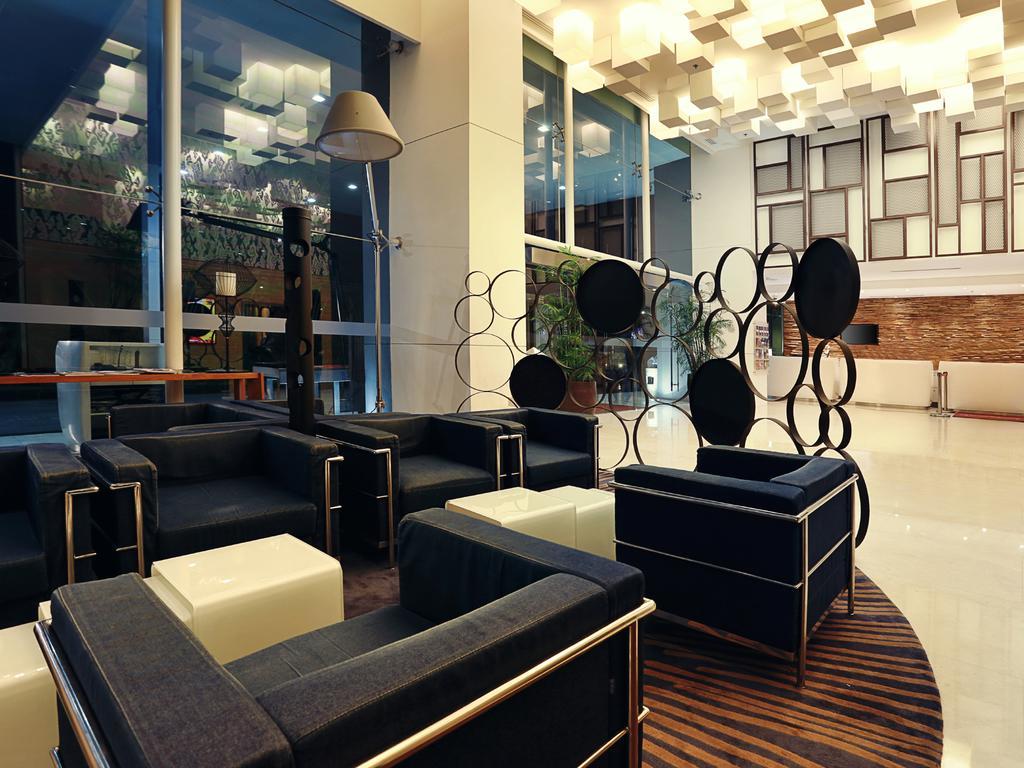 Mercure Jakarta Simatupang Exteriör bild